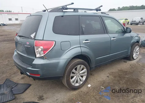2011 Subaru Forester 2.5X Premium z USA, uszkodzony, nr VIN JF2SHBDC4BH753764